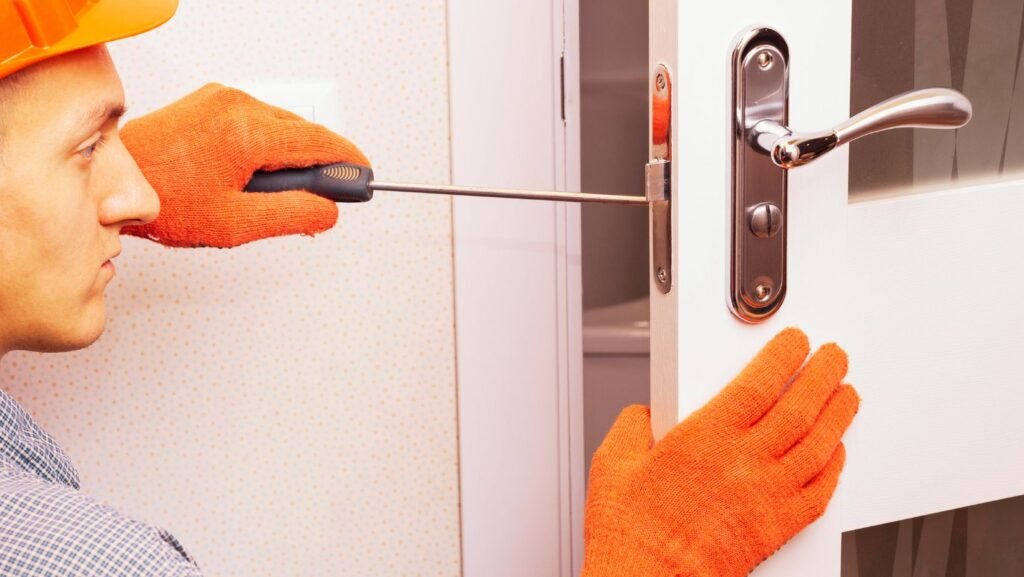 Signs You Need Professional Lock Service